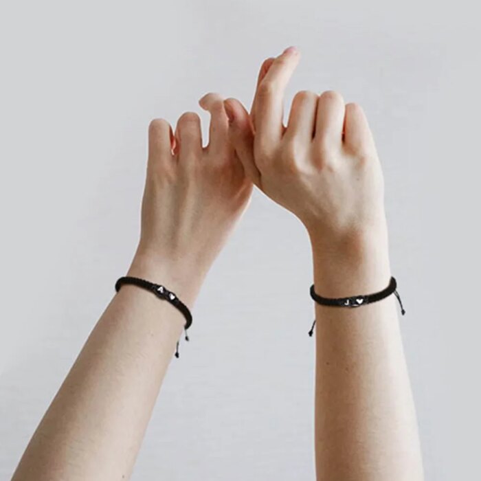 צמידי אהבה לזוגות – אות לבחירה - Image 2